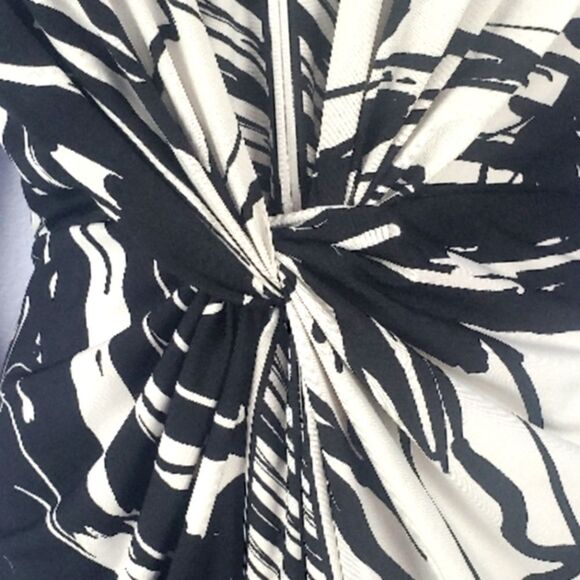 BCBG MAXAZRIA  Dress - Picture 4 of 4